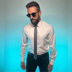 SHIELD-X / White Slim Fit Dress Shirt / Medium / Formal Business Casual Preppy